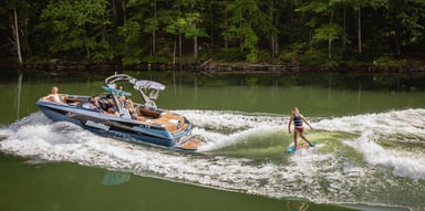 Malibu_M220_Perform_1-min