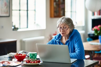 Person at laptop_GettyImages-992001492