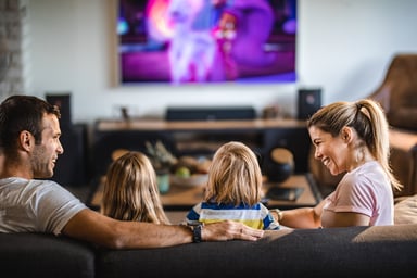 streaming-family-tv-watch