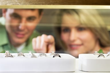 engagement-ring-shopping