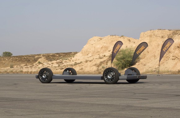 Electric vehicle skateboard platform from Ree Automotive. 