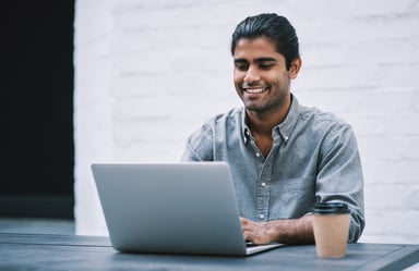 A person at a laptop_GettyImages-1248113736