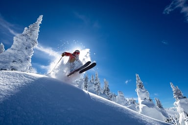 skiing 2022