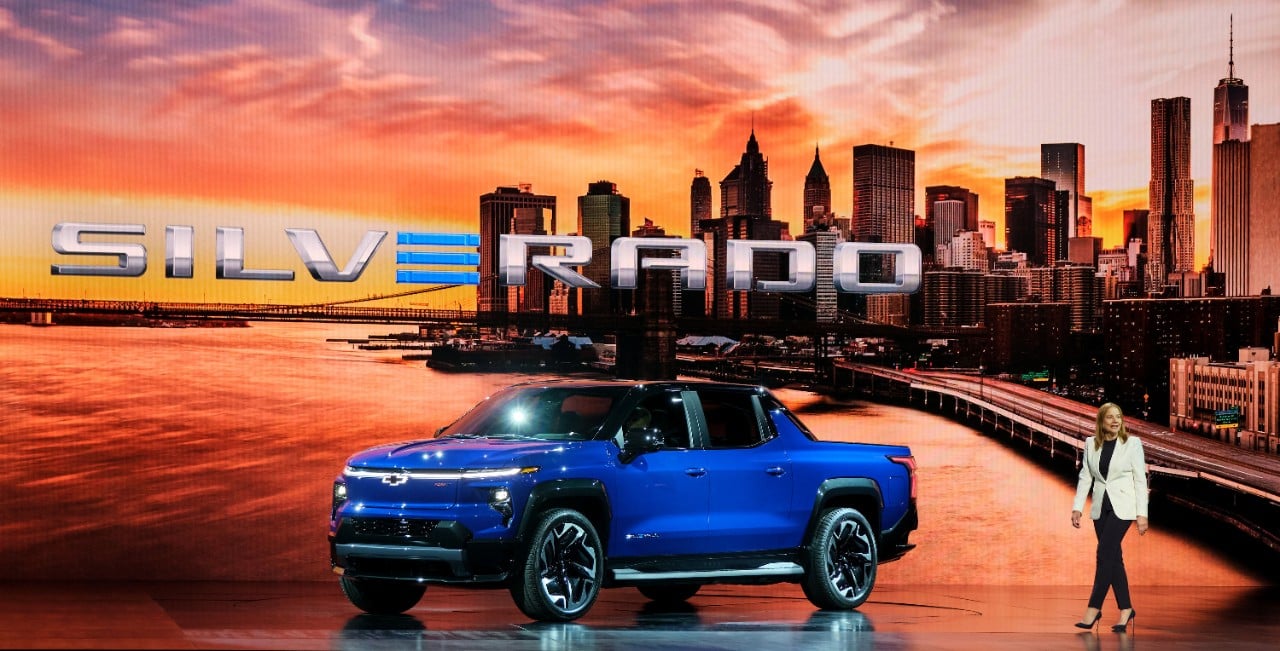 Mary Barra introducing the electric Chevy Silverado. 