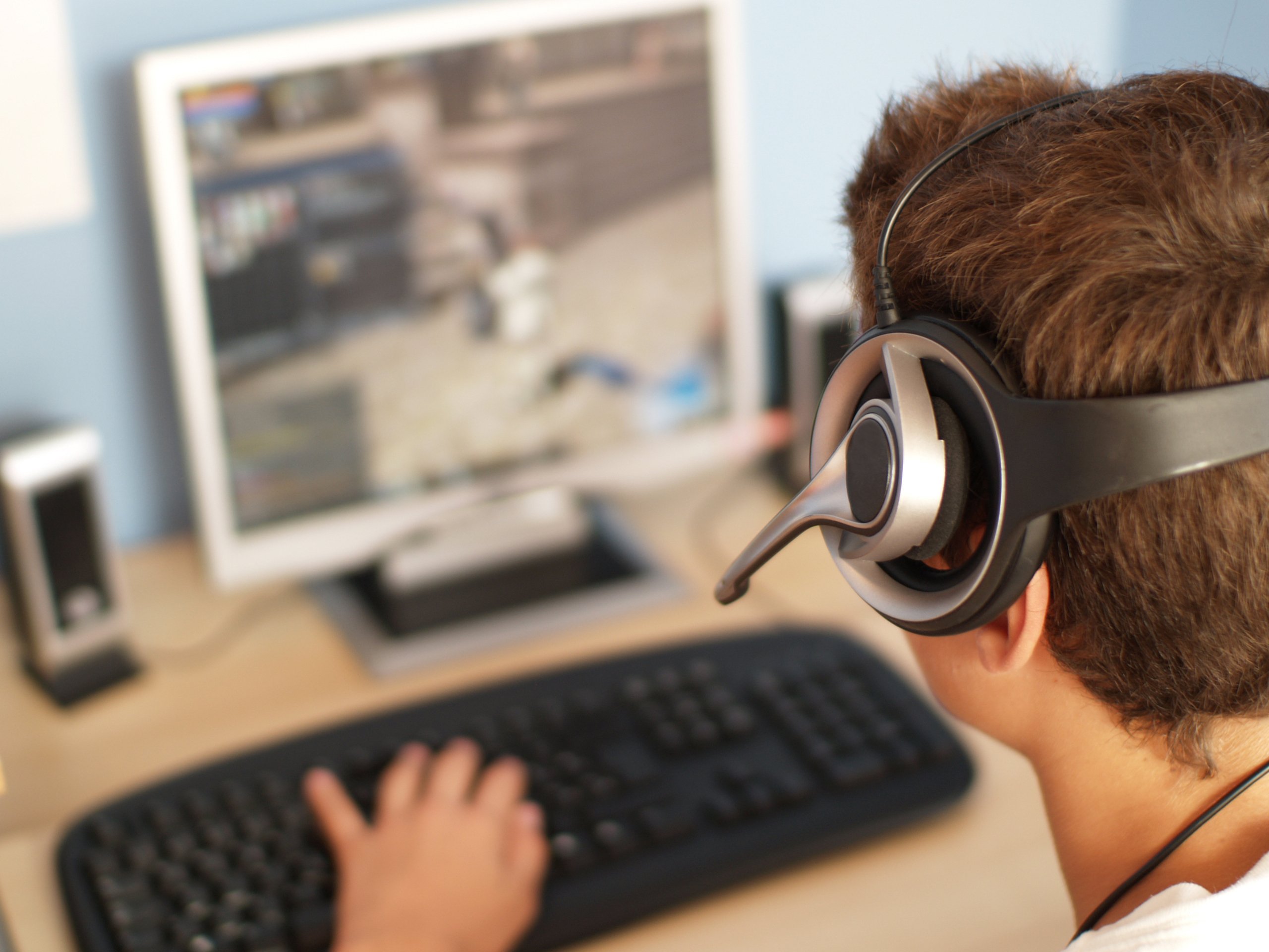 video-gamer-man