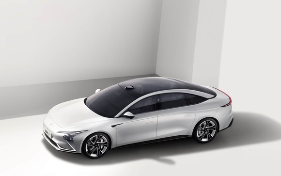 IM Motors' L7 sedan.