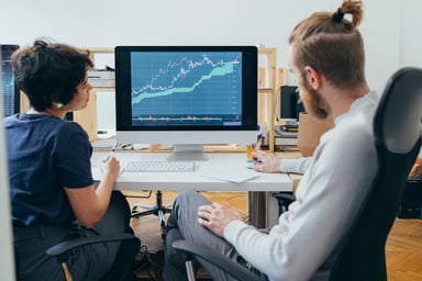 Investors - GettyImages-1306844370