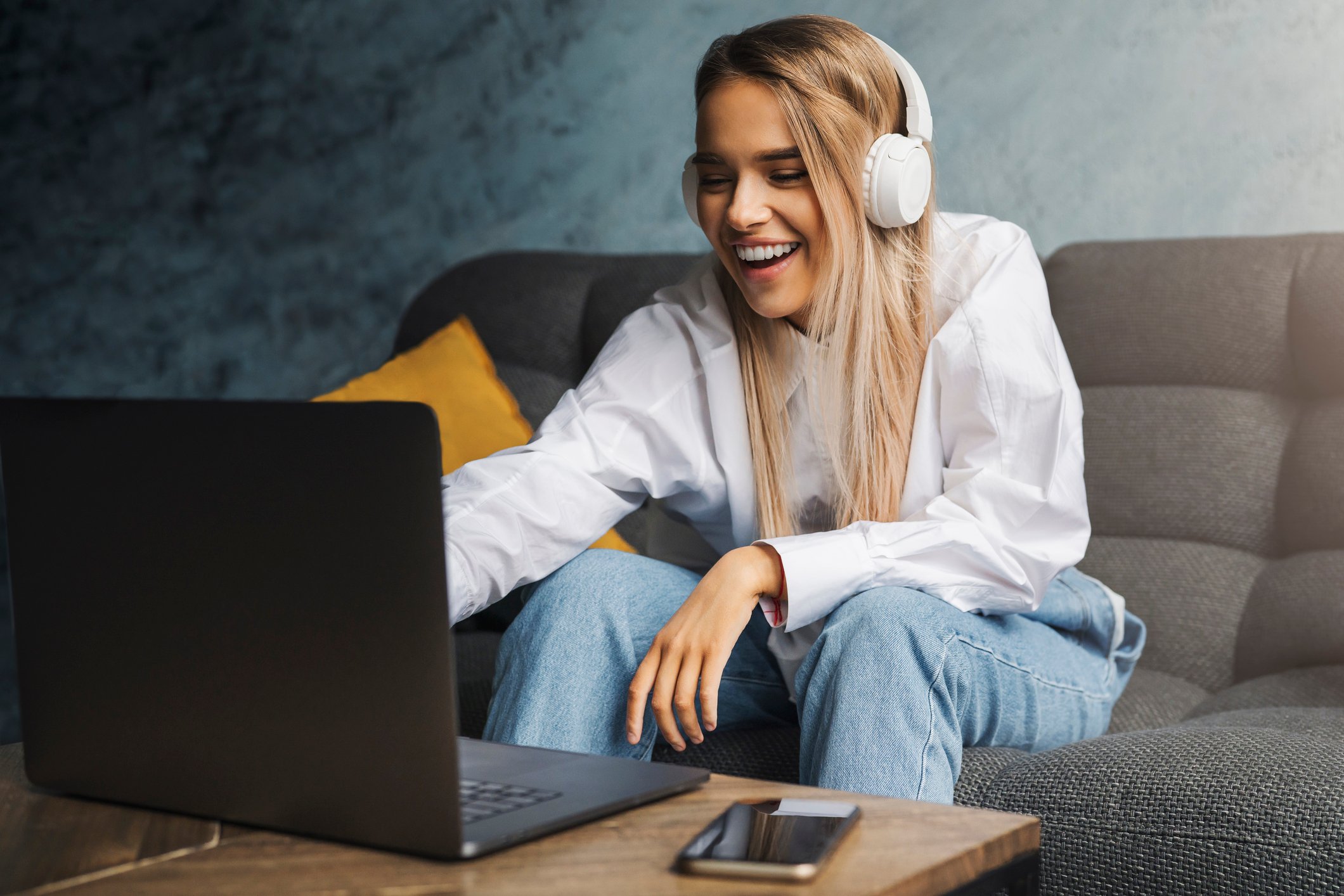 Streaming stocks - GettyImages-1219798388