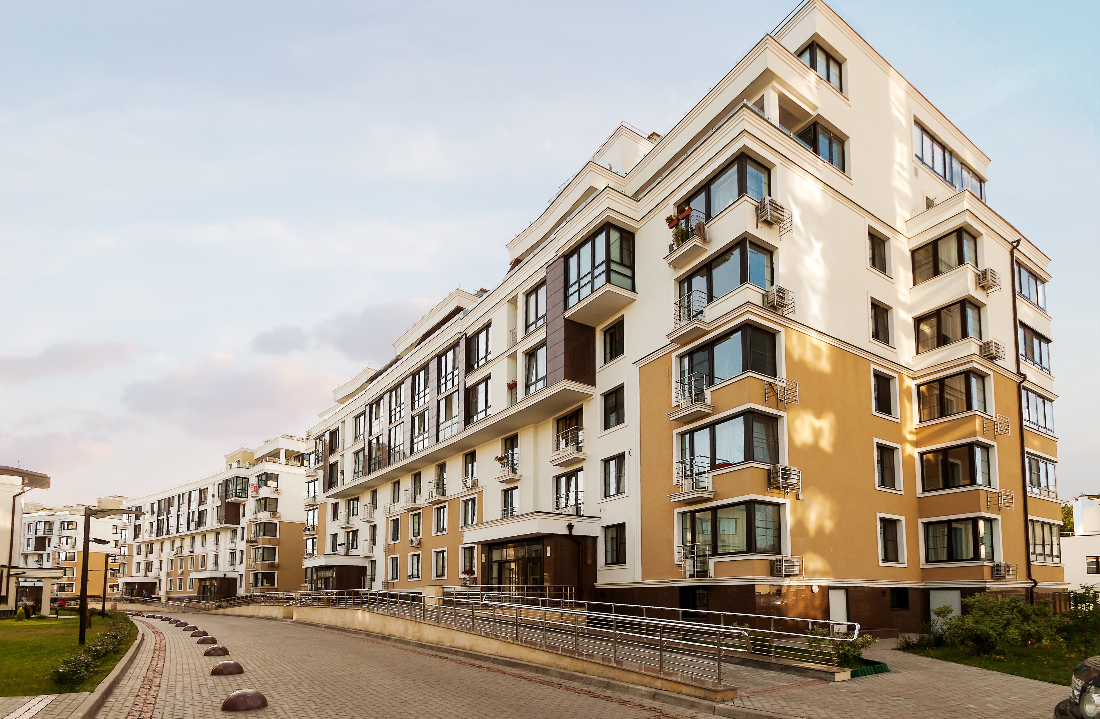 multifamily-apartment-living