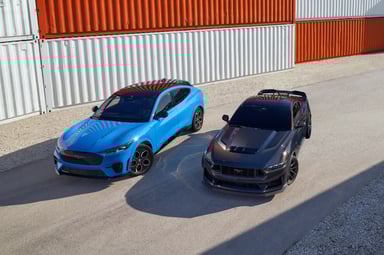 Ford_Dark Horse and Mach-E GT