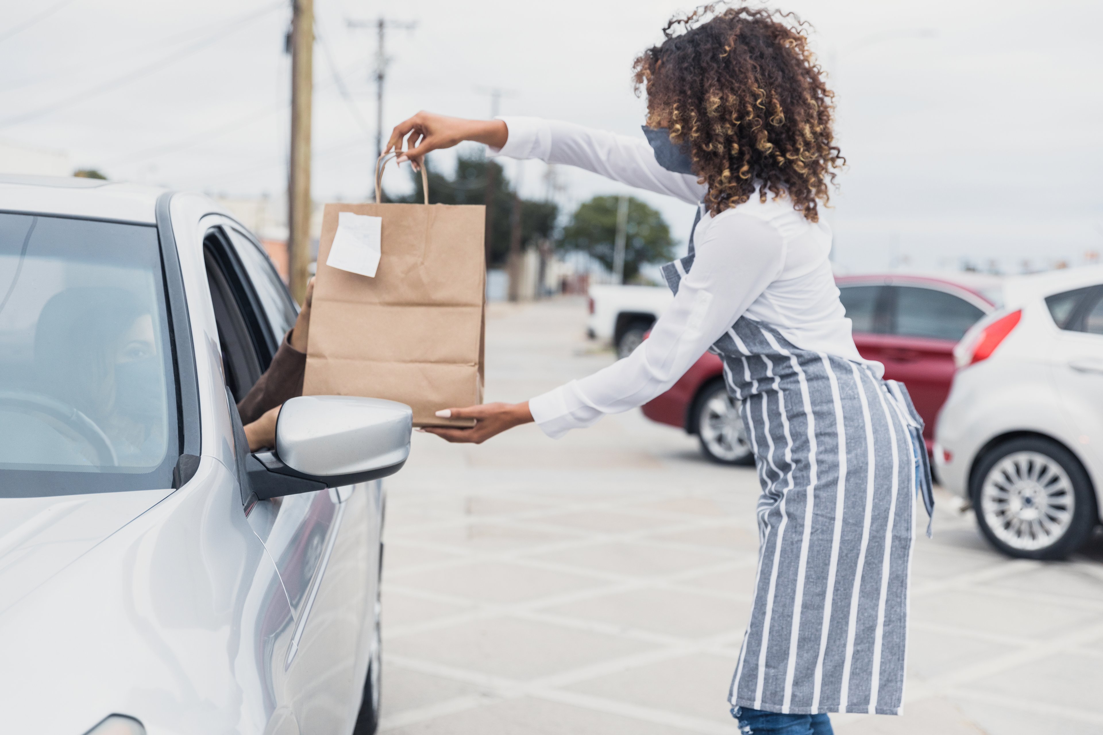 Store pickup, curbside pickup, e-commerce