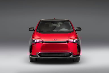2023_Toyota_BZ4X_XLE_Supersonic_Red_002