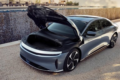 Lucid-Air-Pure-frunk