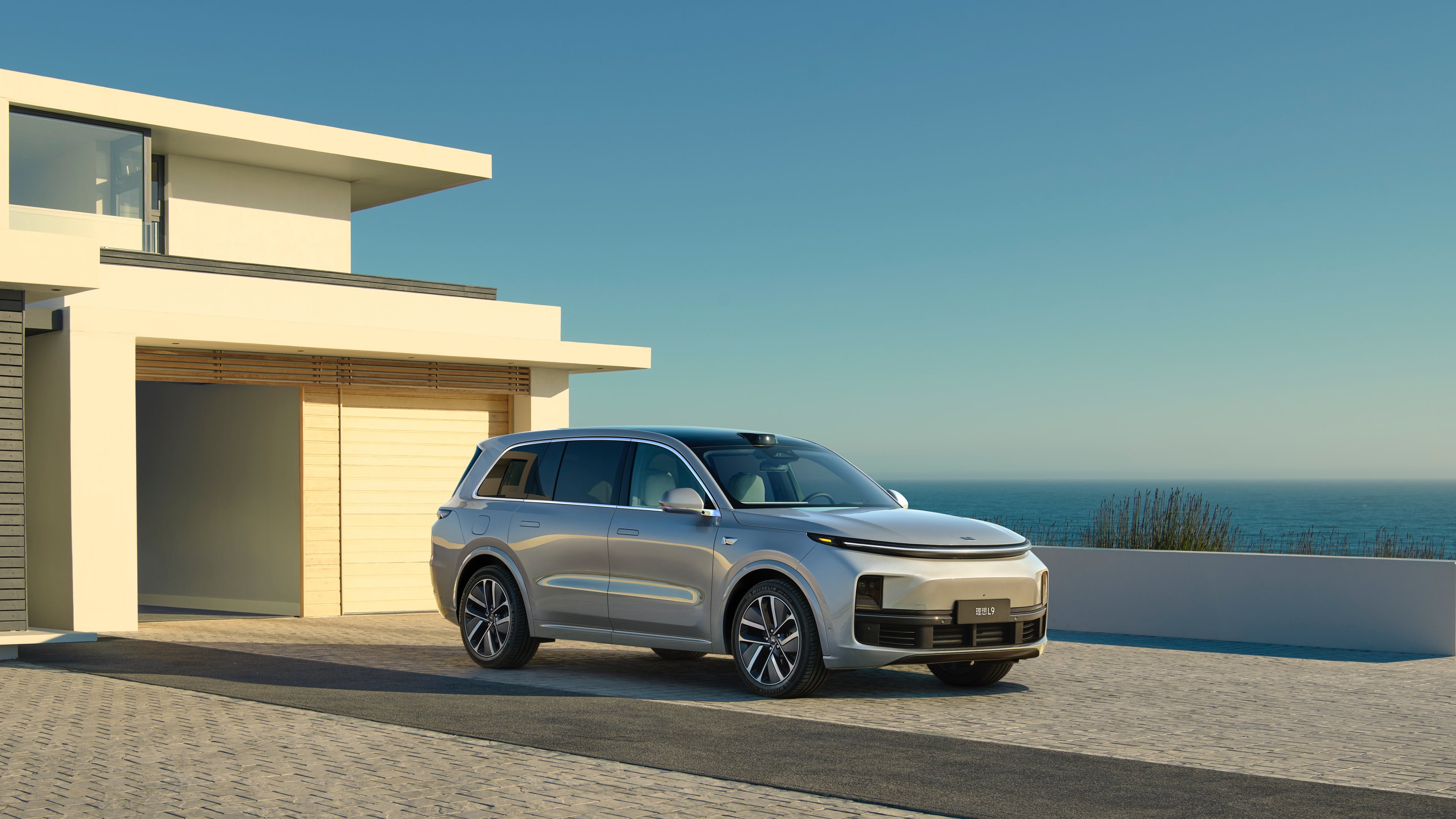 Li Auto's flagship L9 SUV.