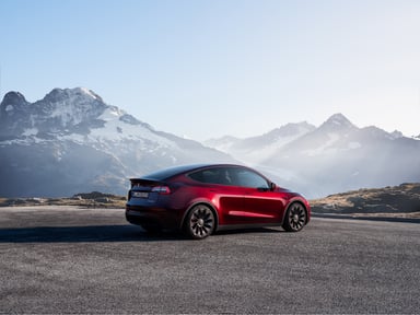 Tesla Model Y_01