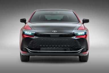 2023-Toyota-Crown_Platinum_Full-Front