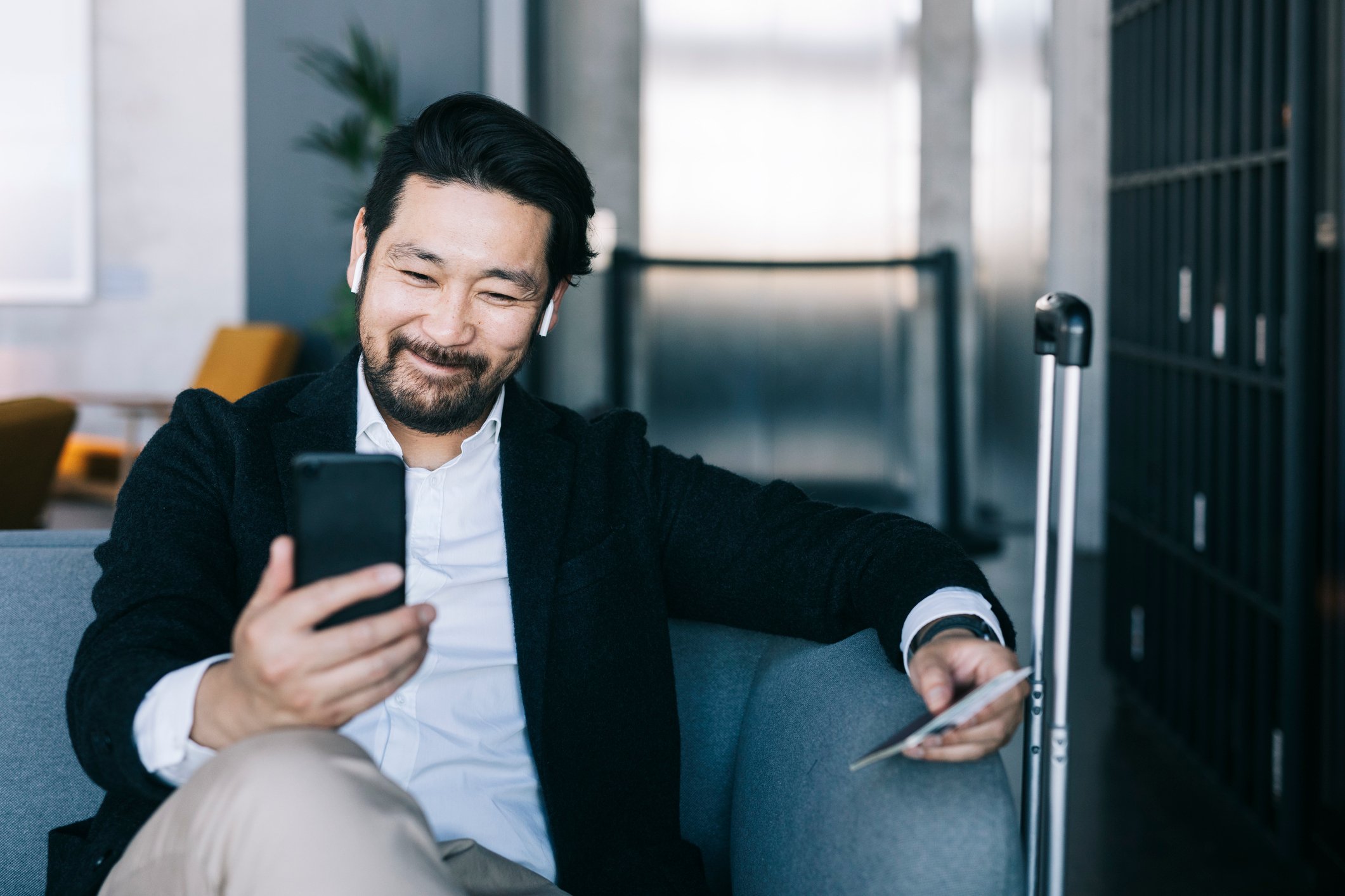 Mobile devices - GettyImages-1281456917