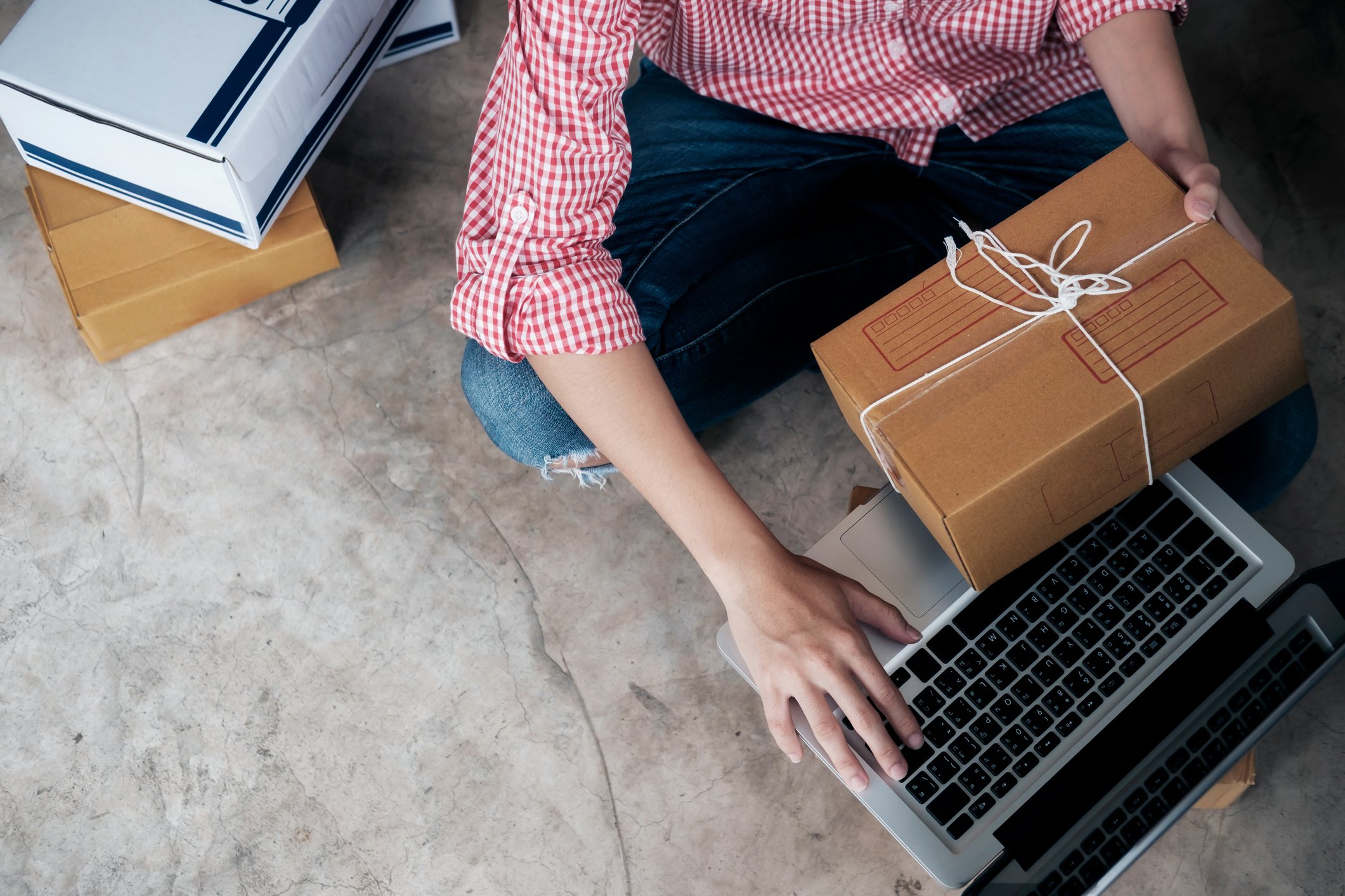 ecommerce online buyer source getty