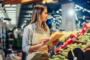 Grocery - GettyImages-1393629872