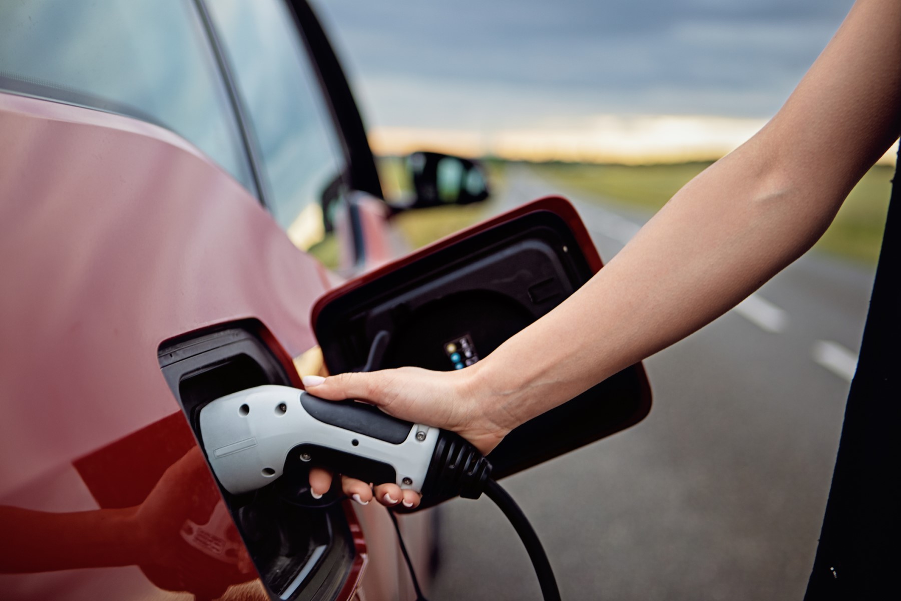 alb stock q1earnings ev charging