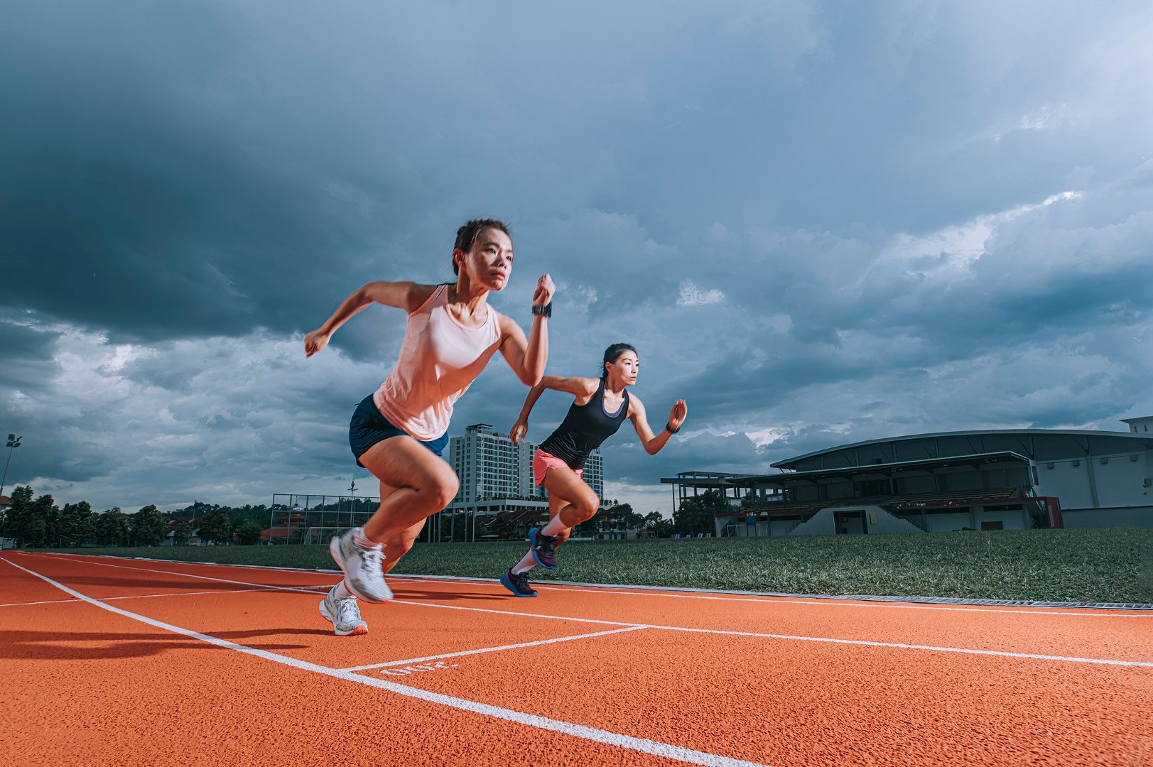 race running track and field
