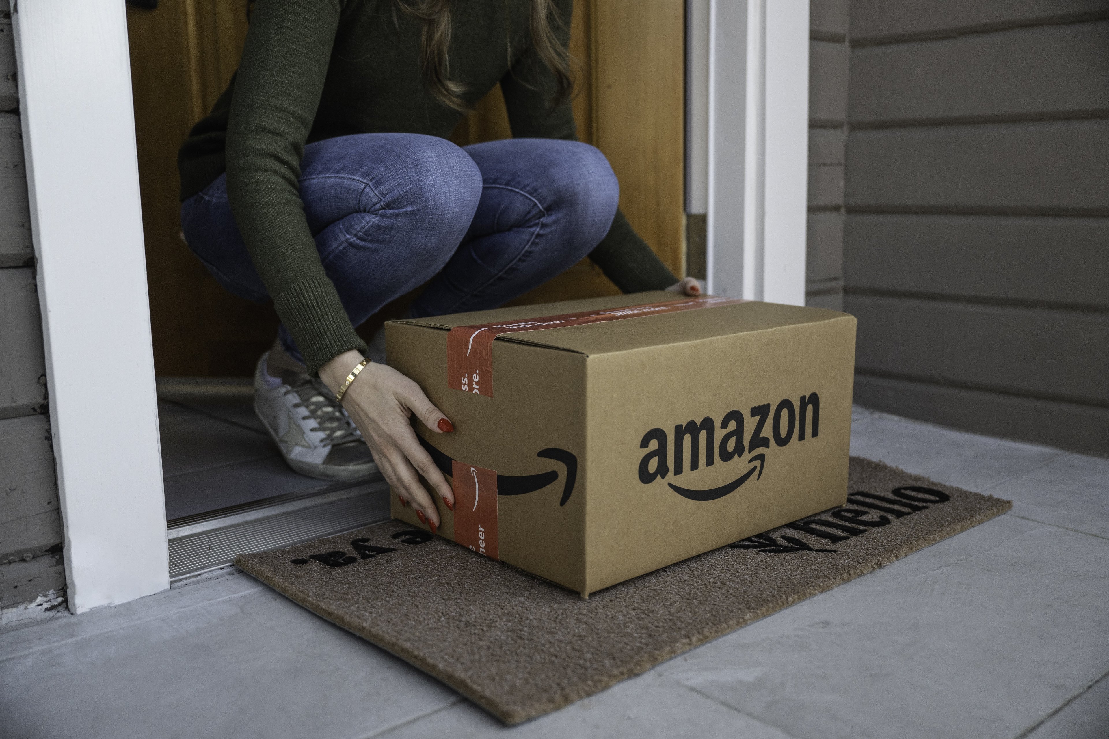 customer-and-package