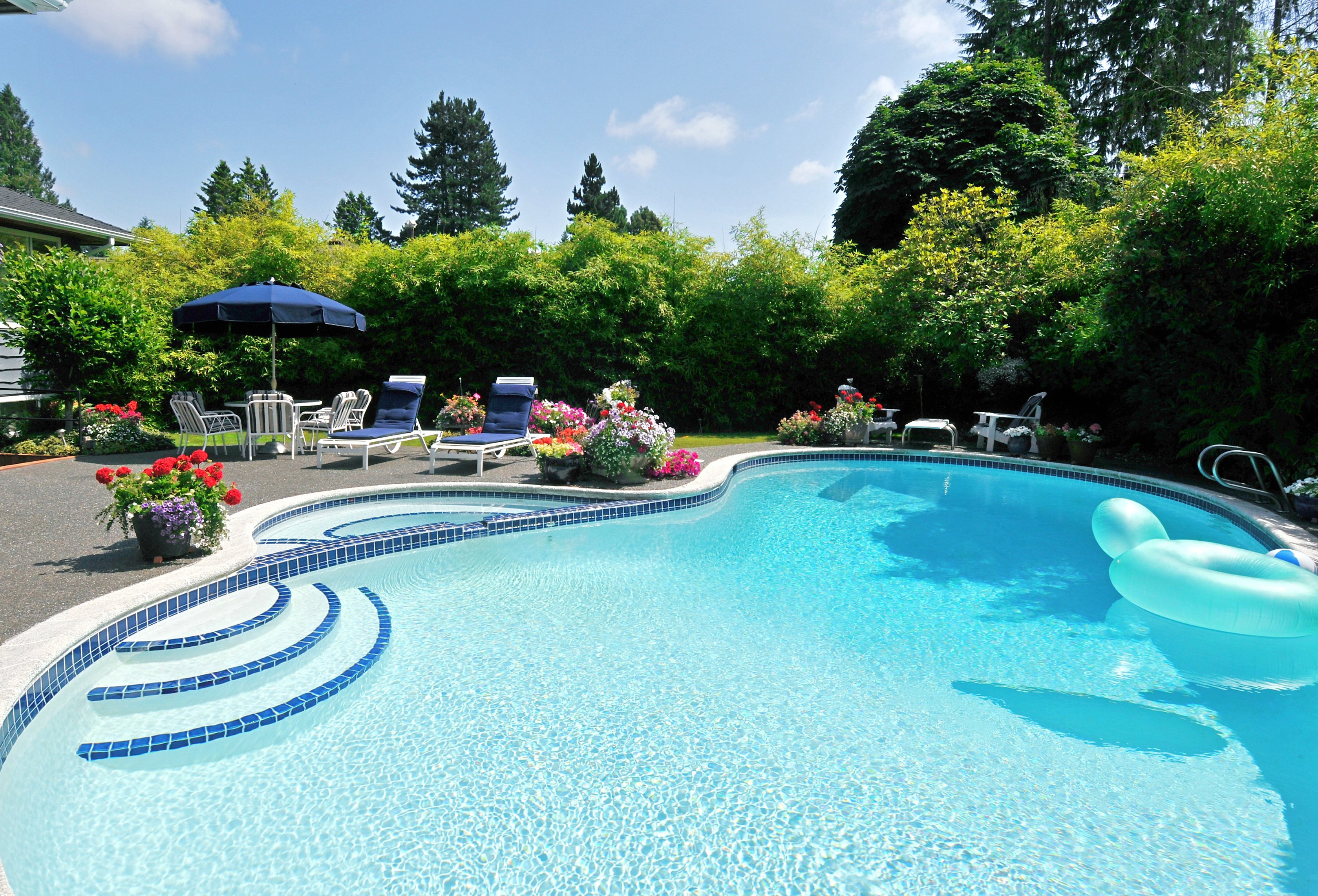 Pool getty