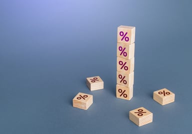 percent signs on blocks stacked interest rates 