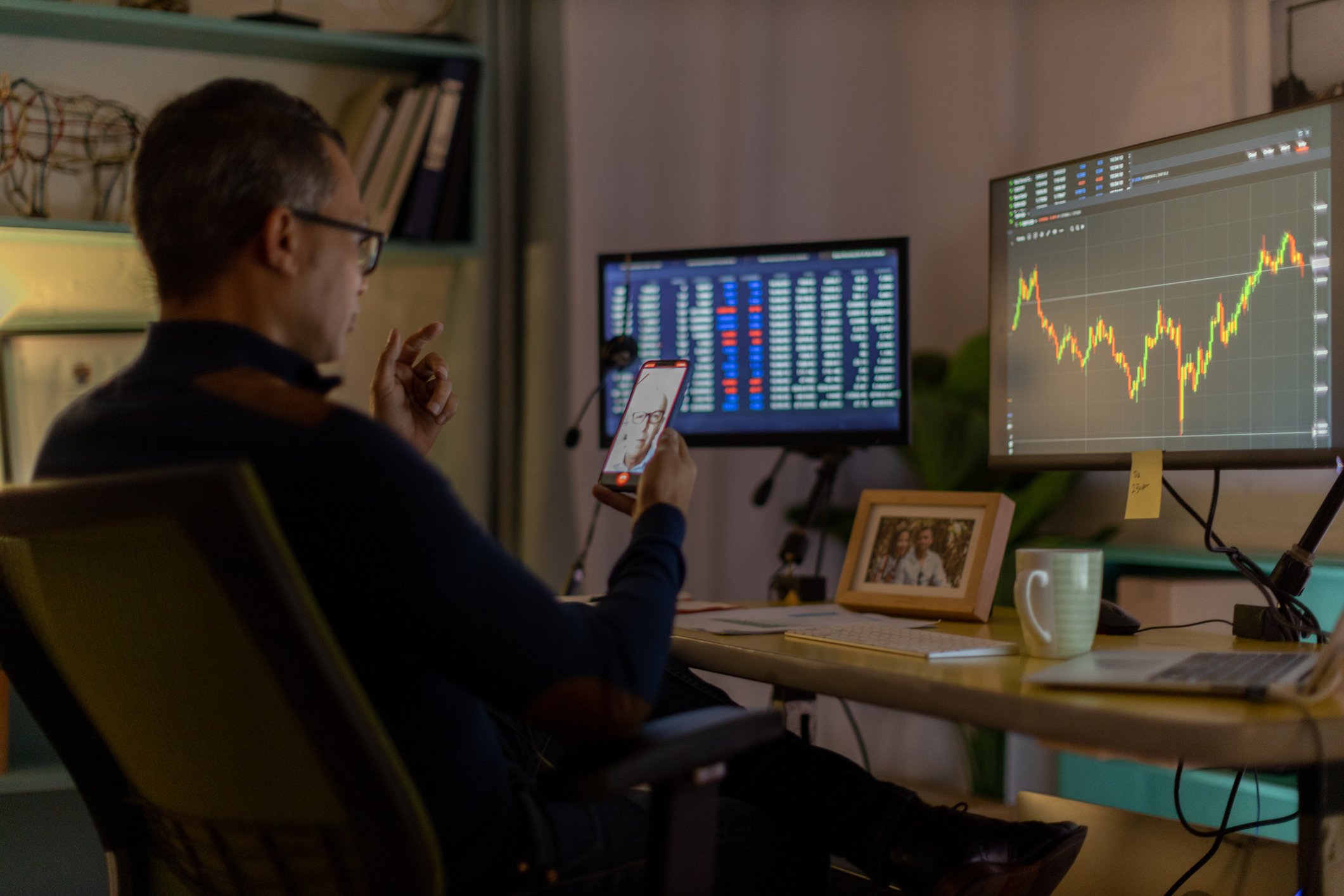 stock-market-trader-at-home-getty