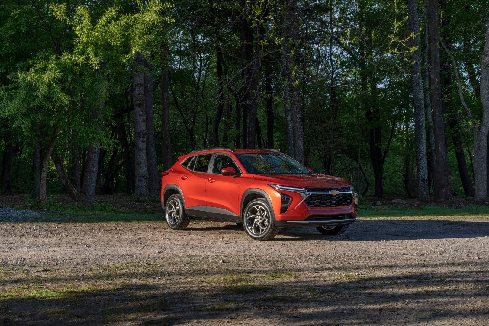 2024-chevrolet-trax-lt-300