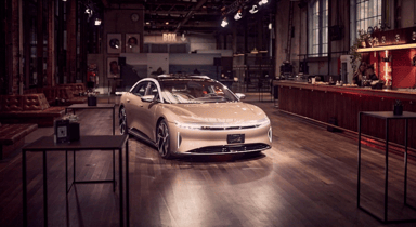 Lucid_Air_in_showroom