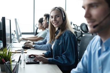 call center worker customer service