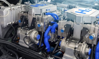 Hydrogen-powered car engine concept