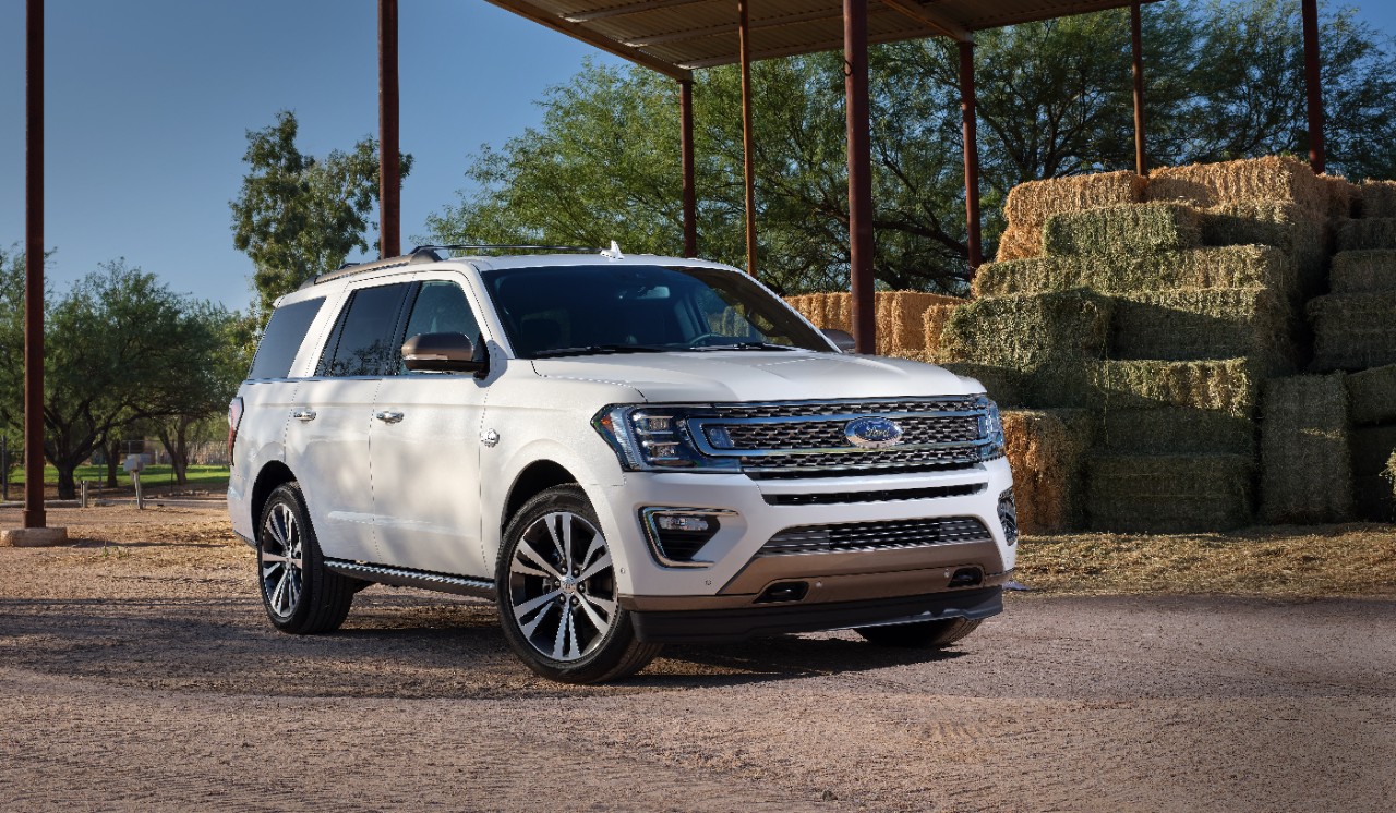 20FordExpeditionKingRanch_05_HR