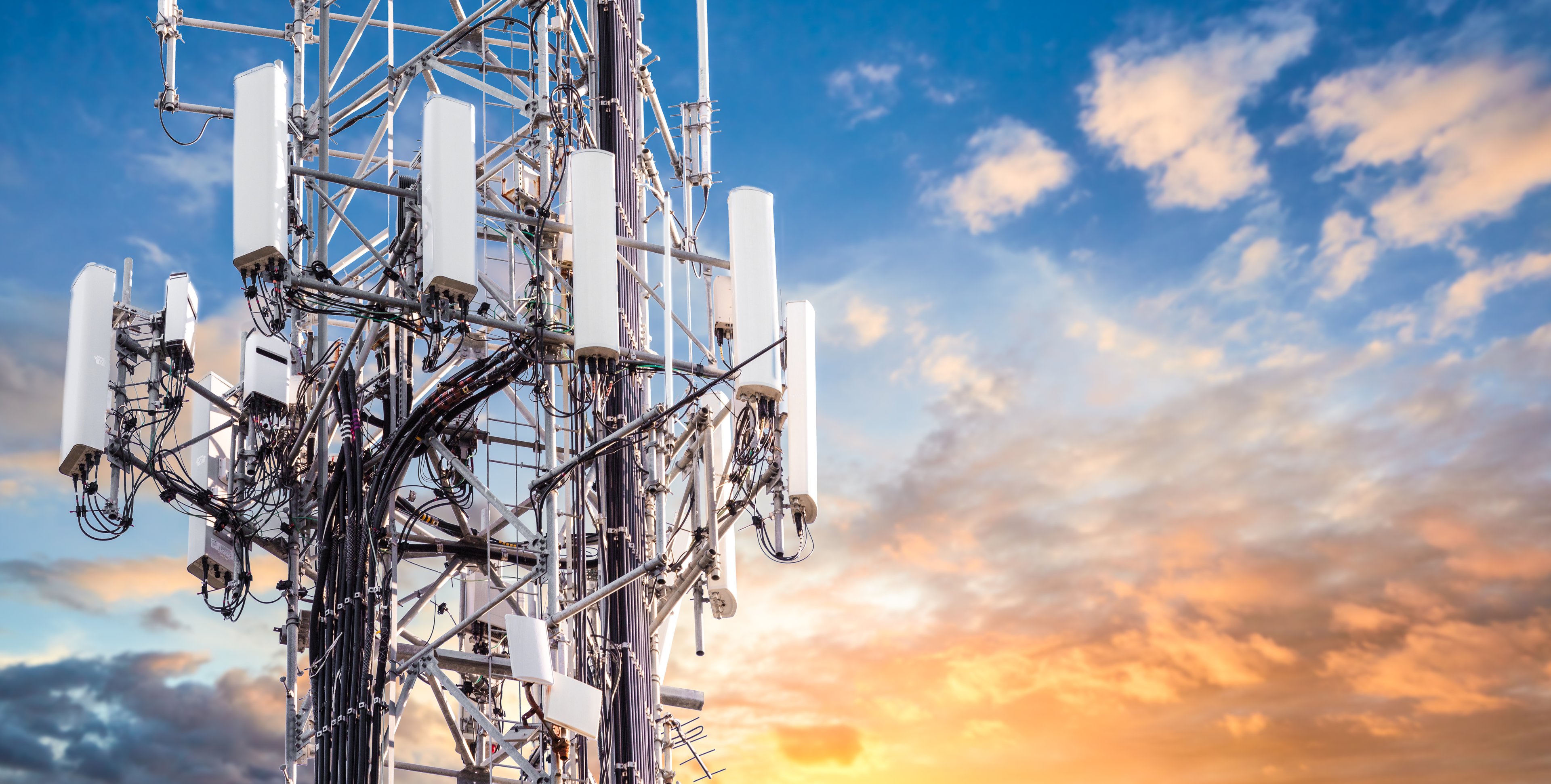 5G tower cable connection network