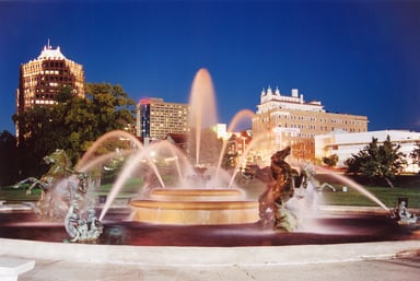 Kansas City water fountain at night
