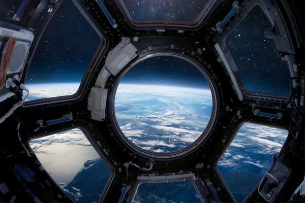 SPaceX Inuitive 2025