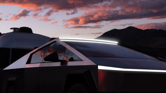 Tesla Cybertruck.