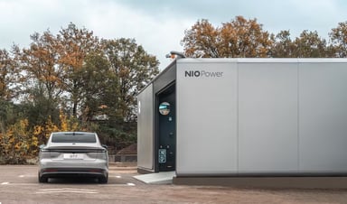 Nio ET7 at battery swap station
