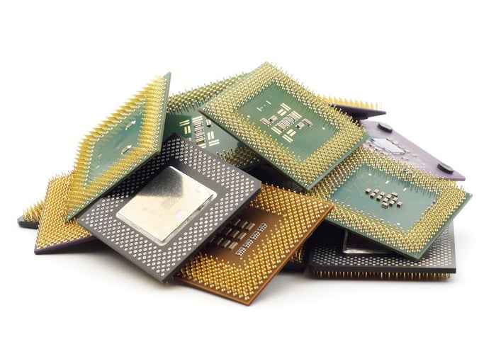 A pile of semiconductor chips.