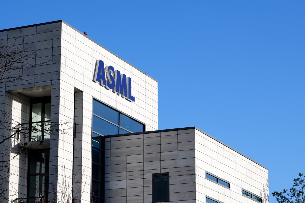 Up 59%, Should You Buy ASML Right Now?