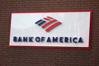 bank_of_america_logo_on_sign_BAC