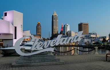 Cleveland sign r and r Hall of Fame skyline