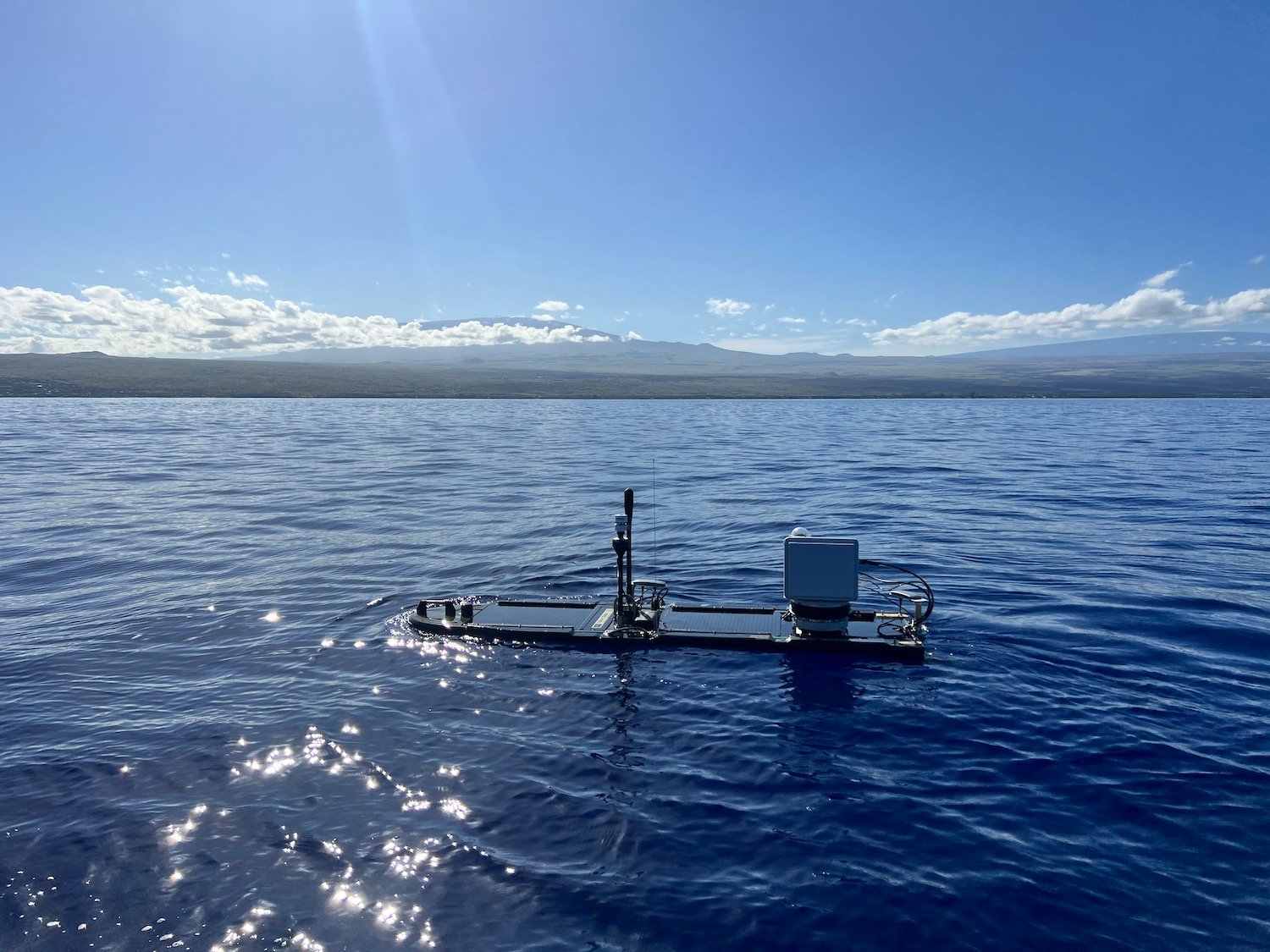 Wave Glider USV at sea.IS Liquid Robotics.
