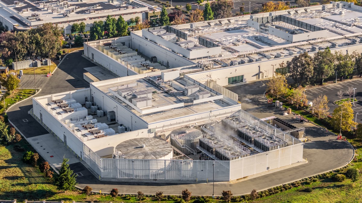 1 Company Set to Make a Fortune From the $1.7 Trillion Data Center Build-Out