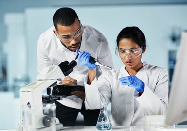Medical researchers - GettyImages-1090601732
