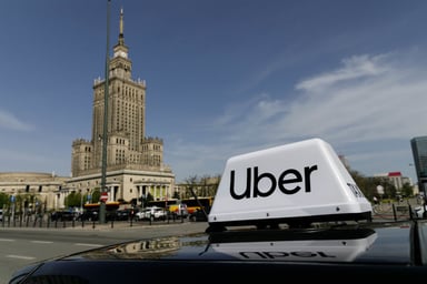 Uber logo on top of car_Getty