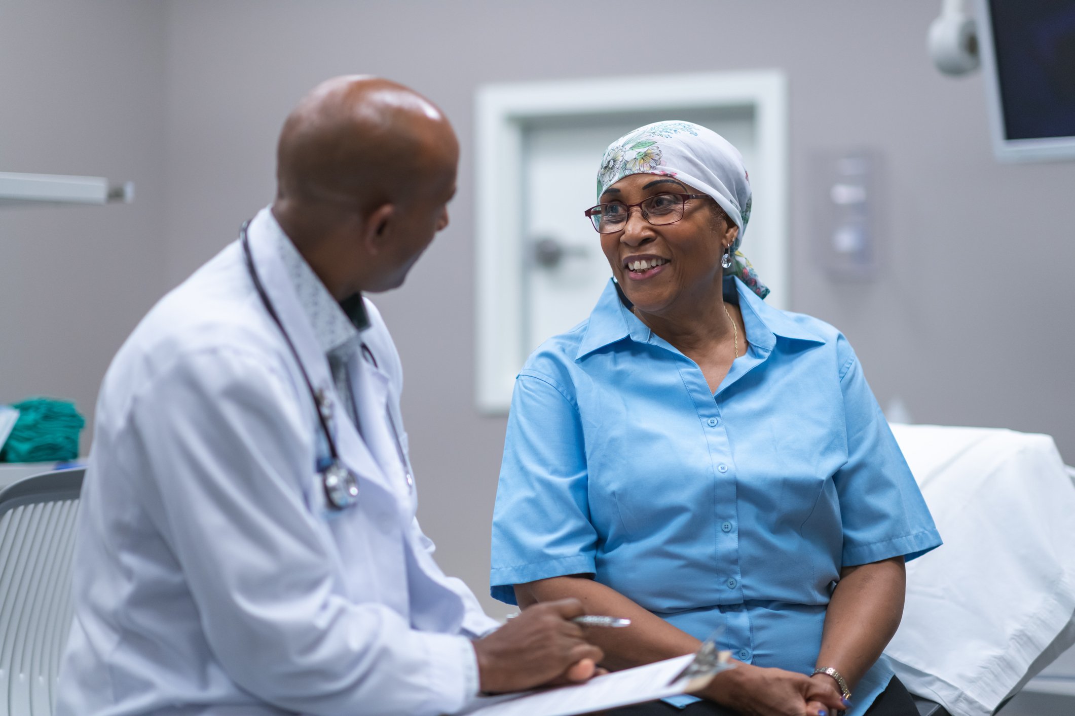 Doctor with patient.