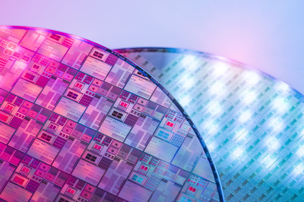 ASML Faces a Fresh Threat Out of China. Is the Dip in the Stock Worth Buying?