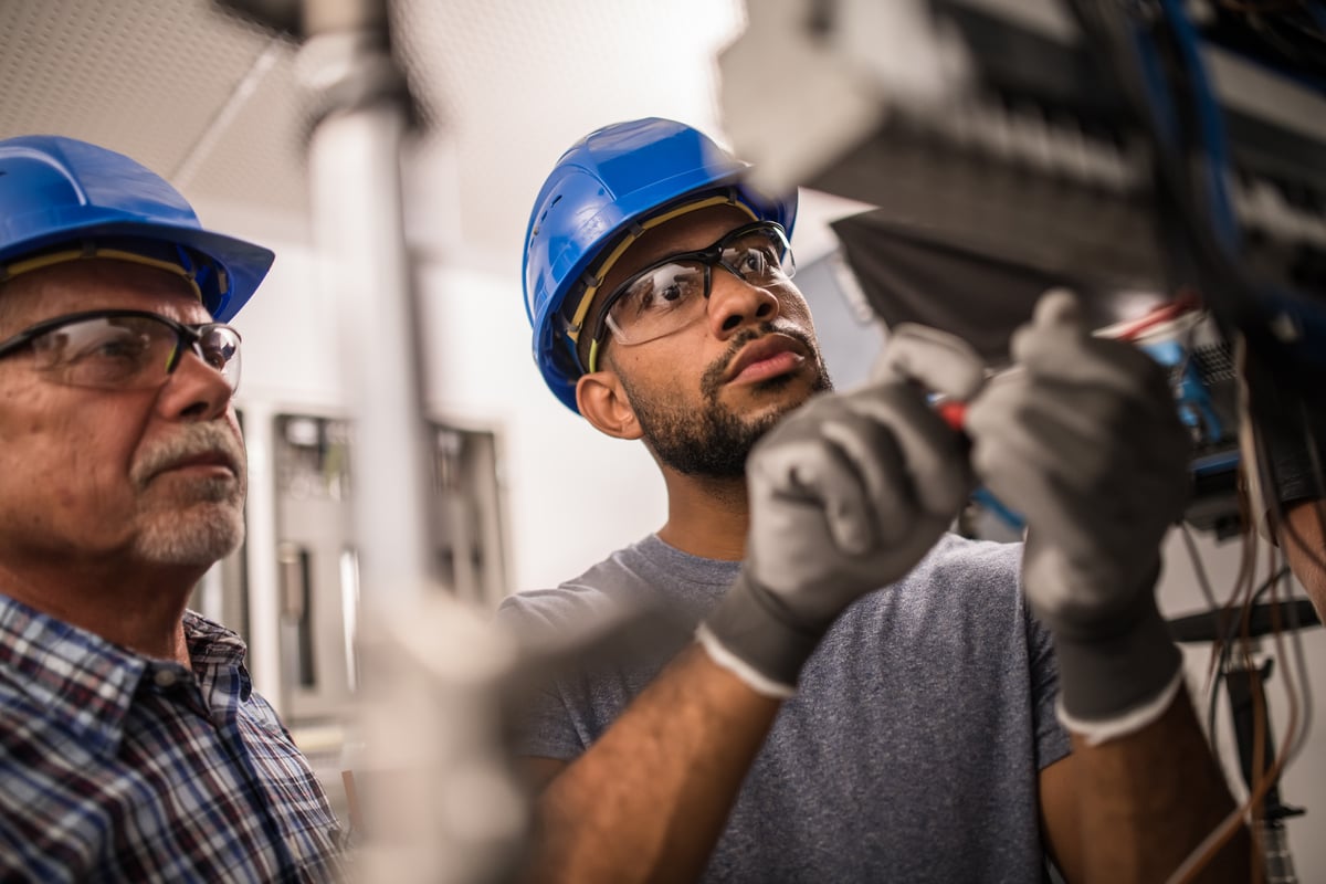 Big Tech Will Spend $735 Billion on Data Centers. This Boring Electrical Contractor Collects the Checks.
